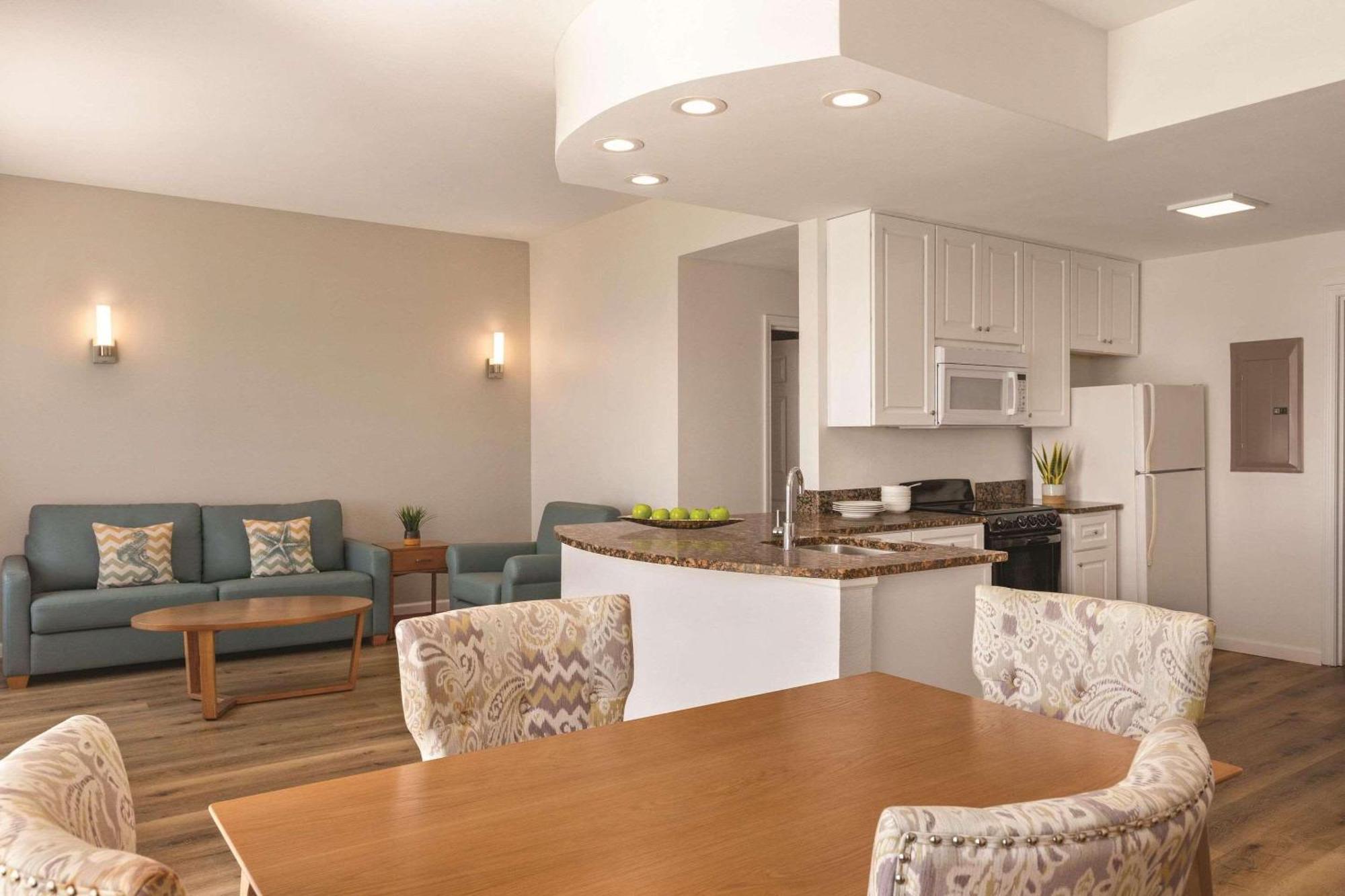 Radisson Beachfront Hotel - Panama City Beach Eksteriør bilde